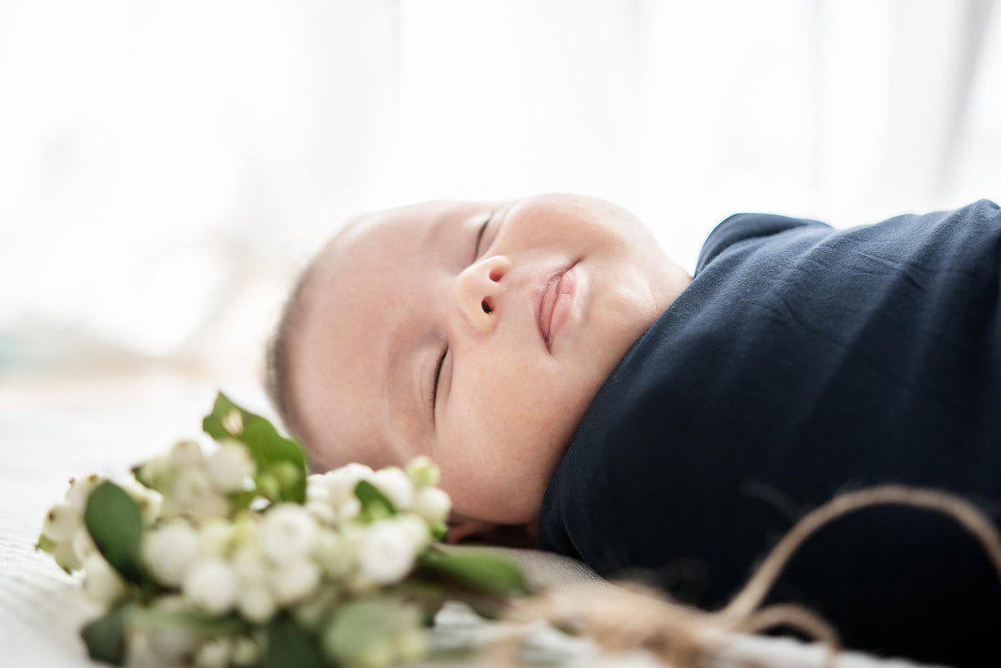 NAVY swaddle